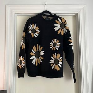 Flower knit sweater